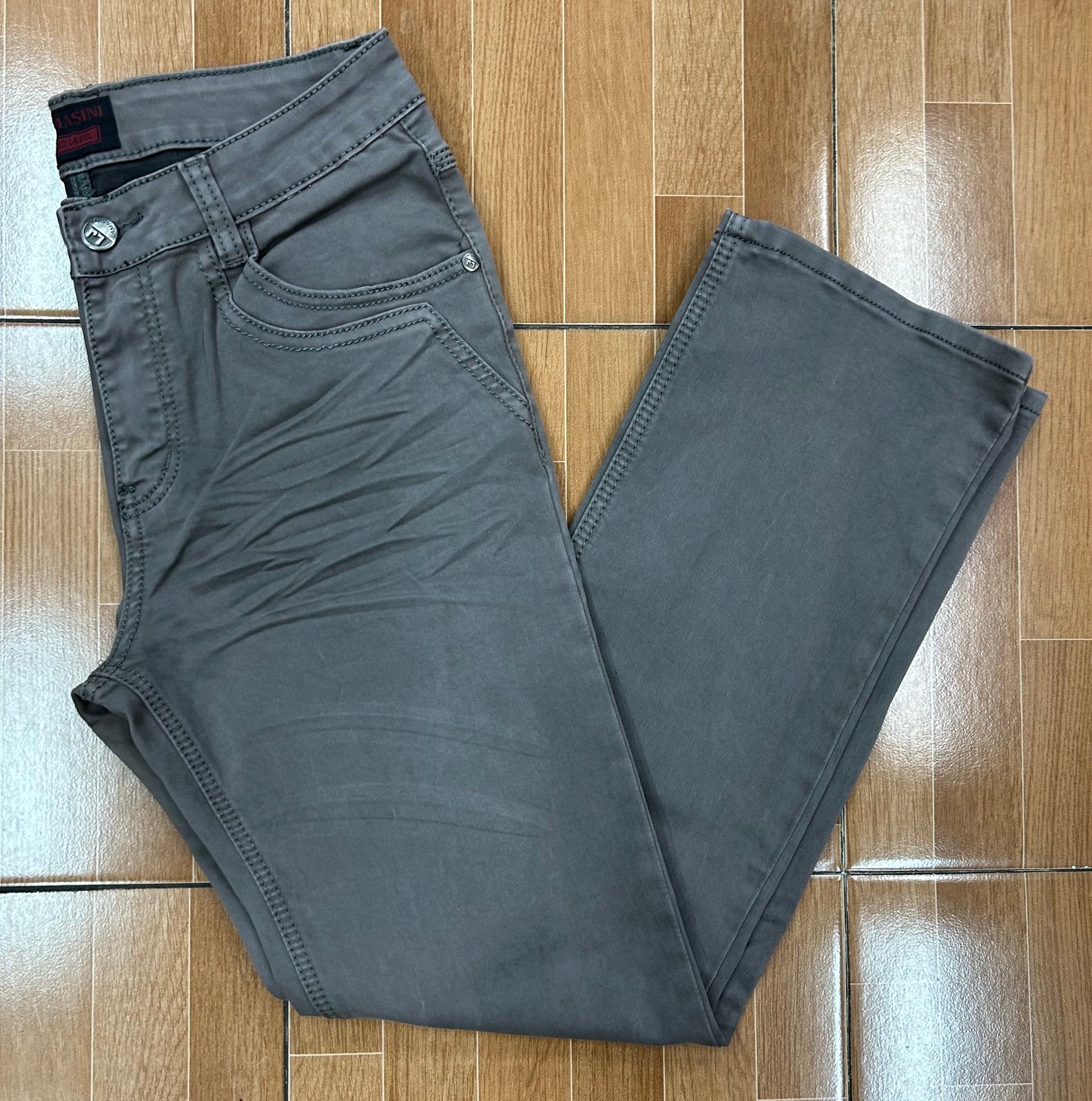 Size 38 Lamasini Jeans Ash Grey Classic Slim Jeans