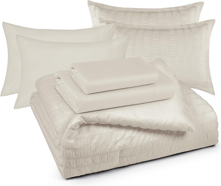 7-Pieces Queen Seersucker Comforter Set with Sheets Beige Bed in a Bag