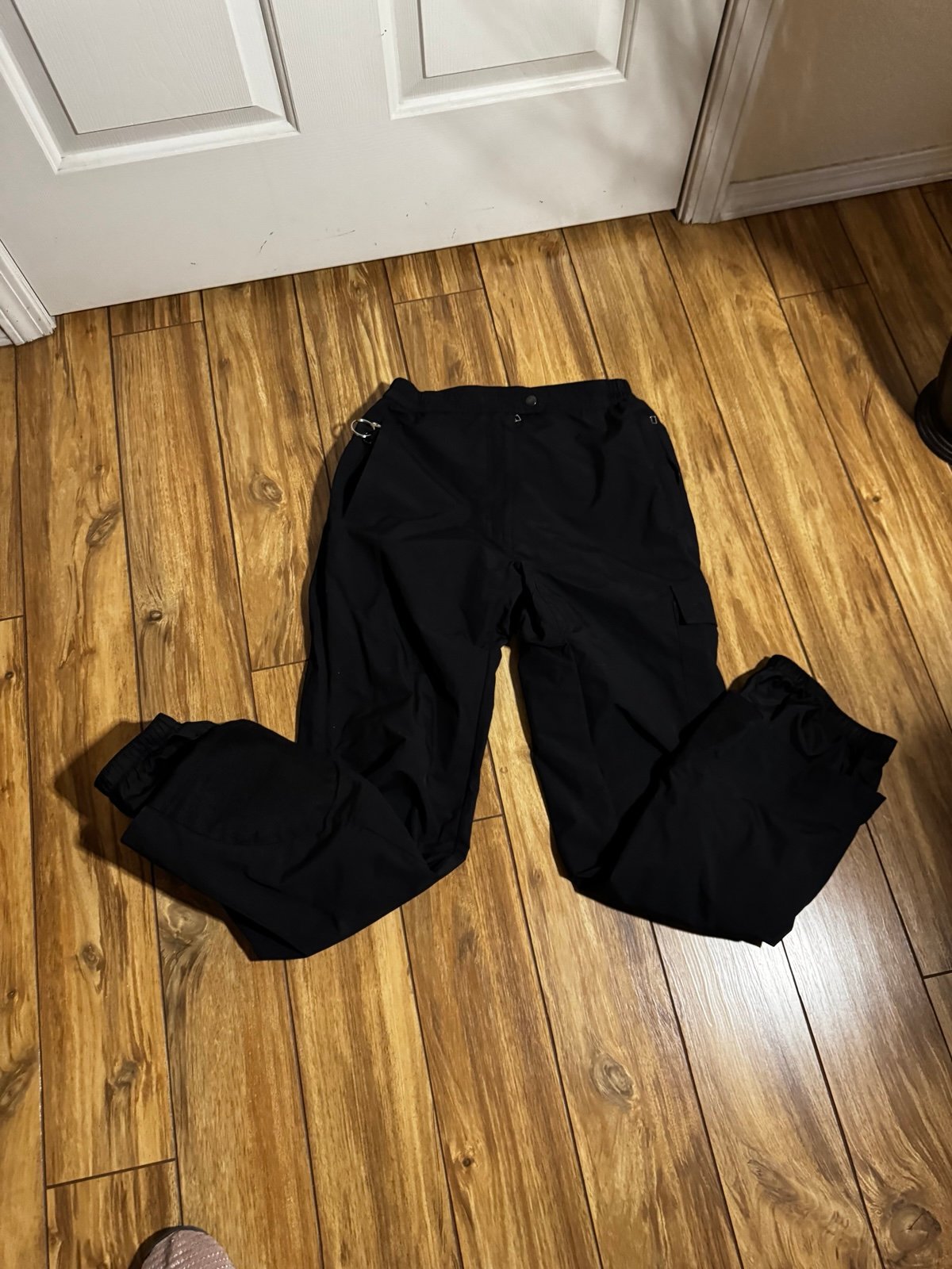 Obermeyer brand women's black ski pants size 8