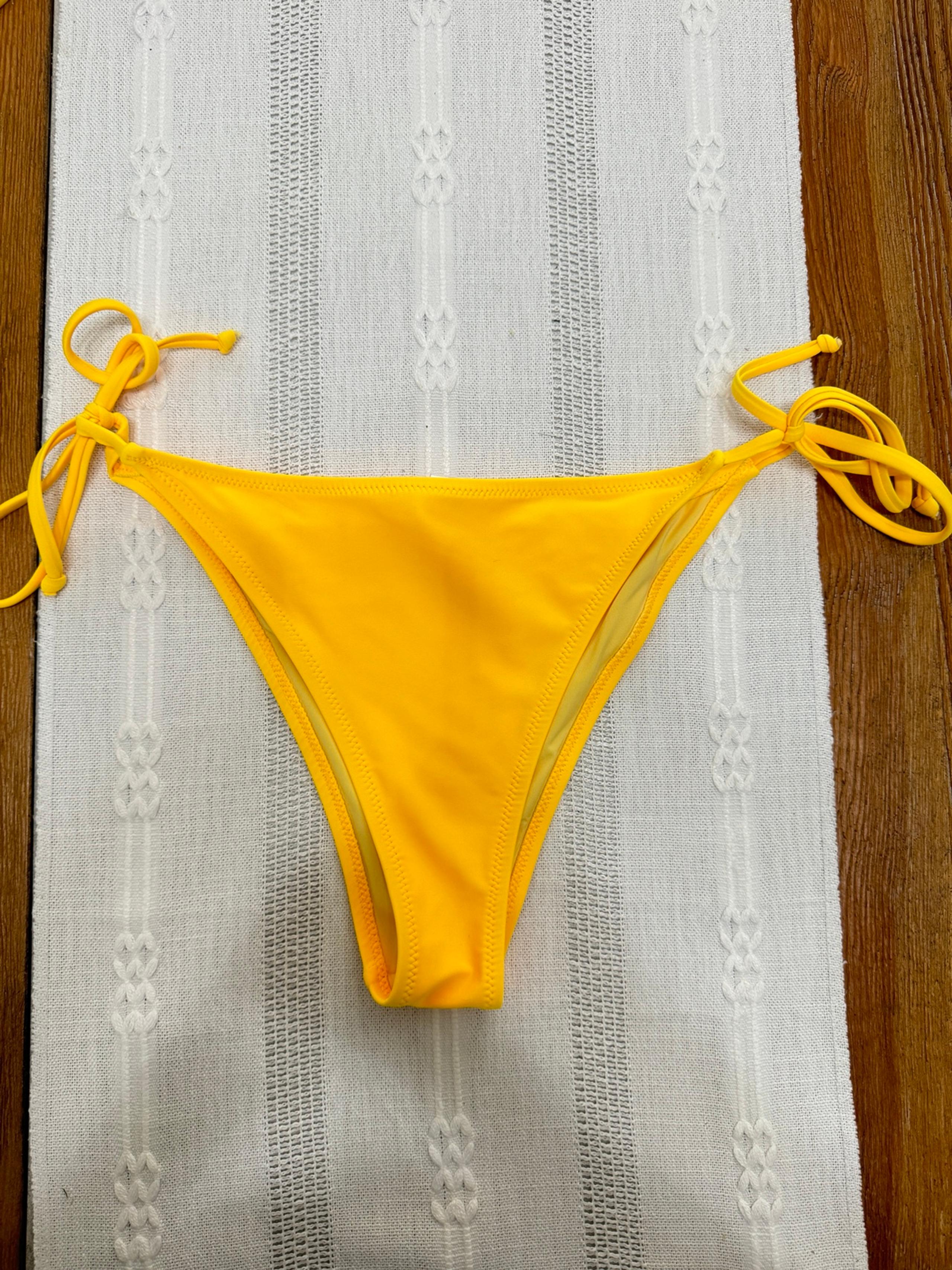 RELLECIGA Women's Side Tie Bikini Bottom