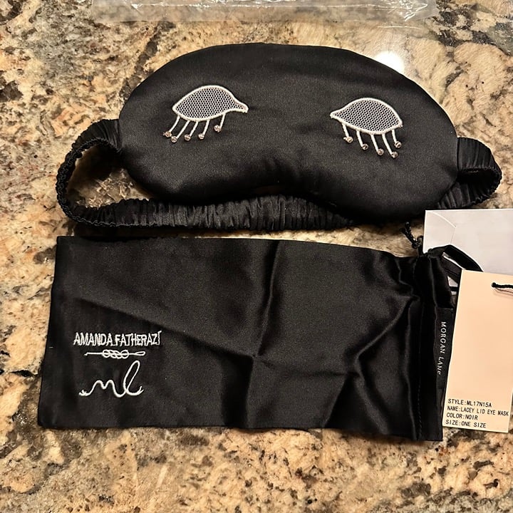 Morgan Lane Sleep Mask - Lacey Lids Eye Mask - Noir
