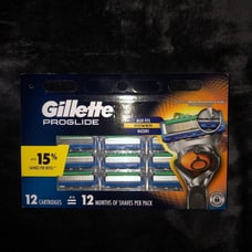 Gillette razor blades bundle