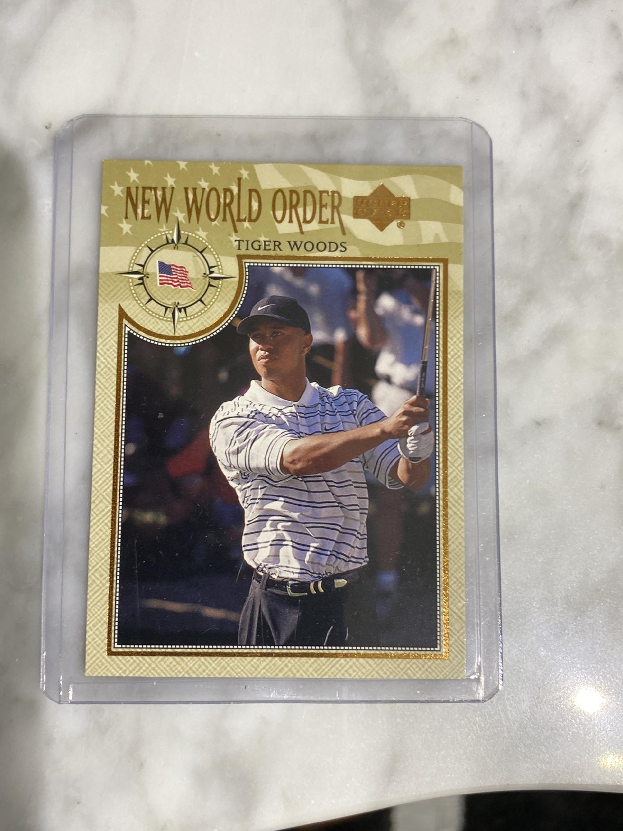 2002 Golf Trading Cards #61 Tiger Woods New World Order - Upper Deck