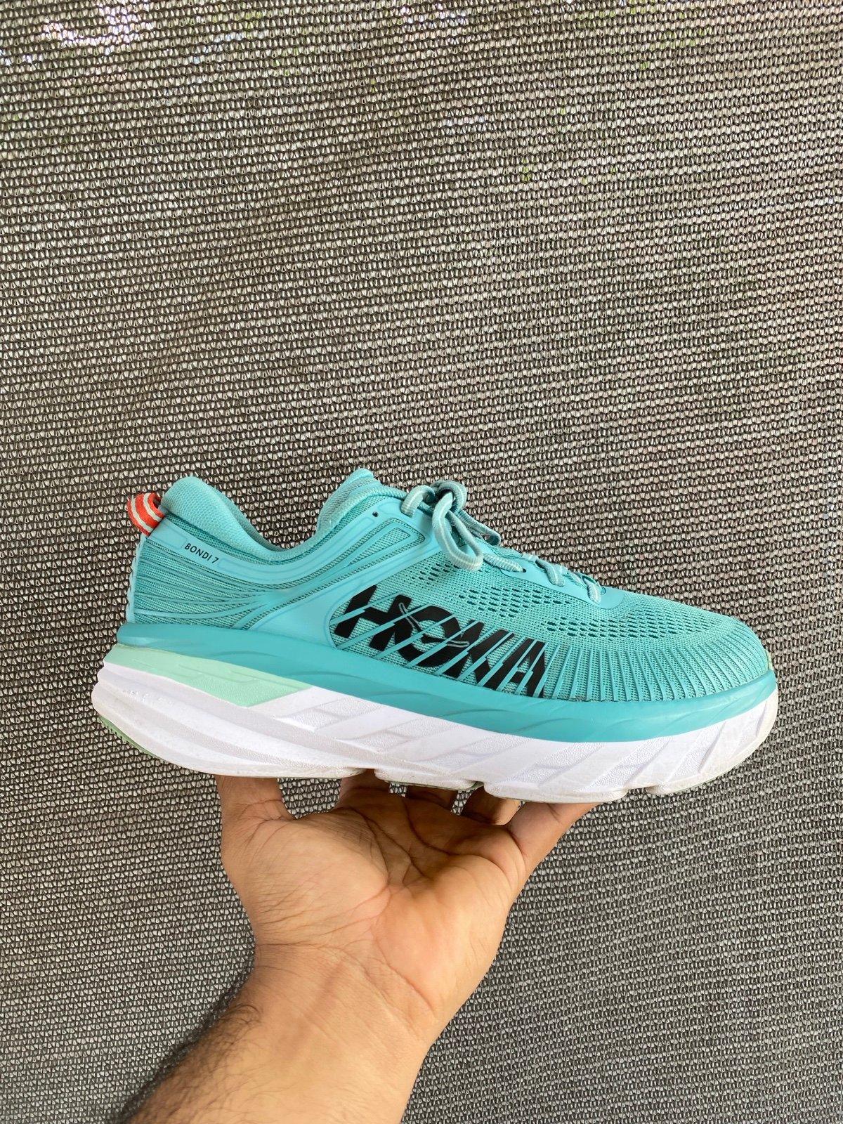 Hoka One One Bondi 7