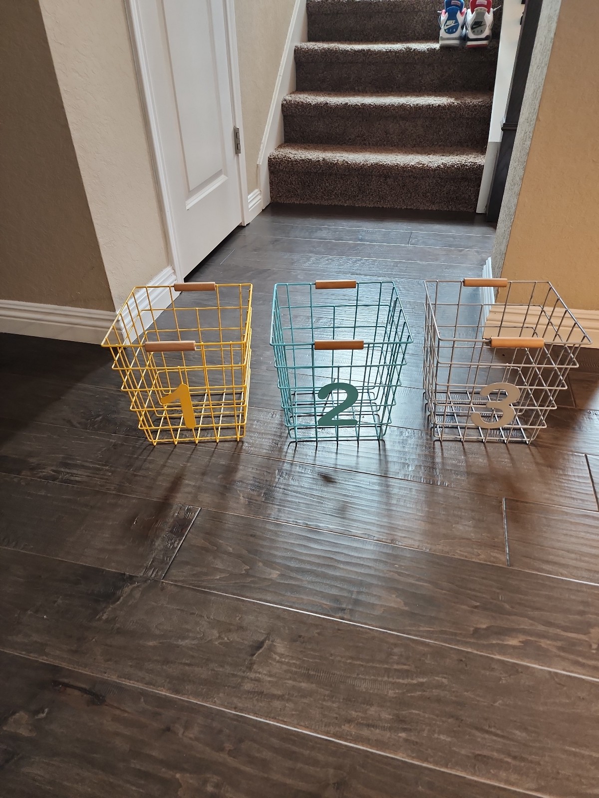 Number metal storage baskets