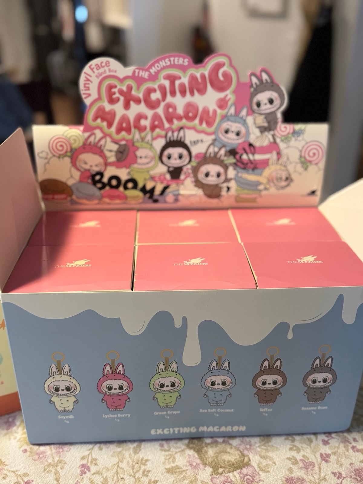【高価値】 LABUBU have macaron exciting - seat a ぬいぐるみ