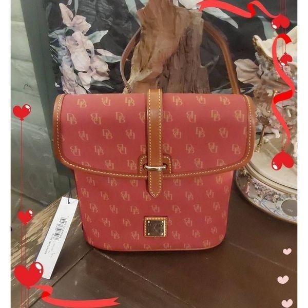 NWT~Dooney & Bourke Red Large Greta Holly Bag~268 Retail Value