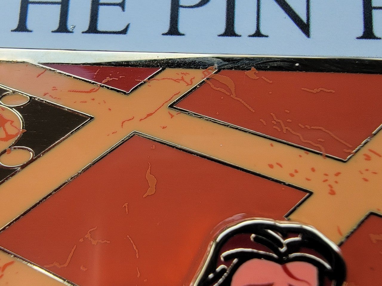 Shops Belle Gallery Pin