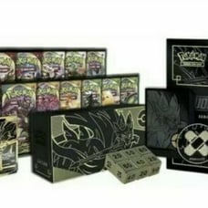 Pokemon Sword and Shield Zacian & Zamazenta Ultra Premium Collection Collection