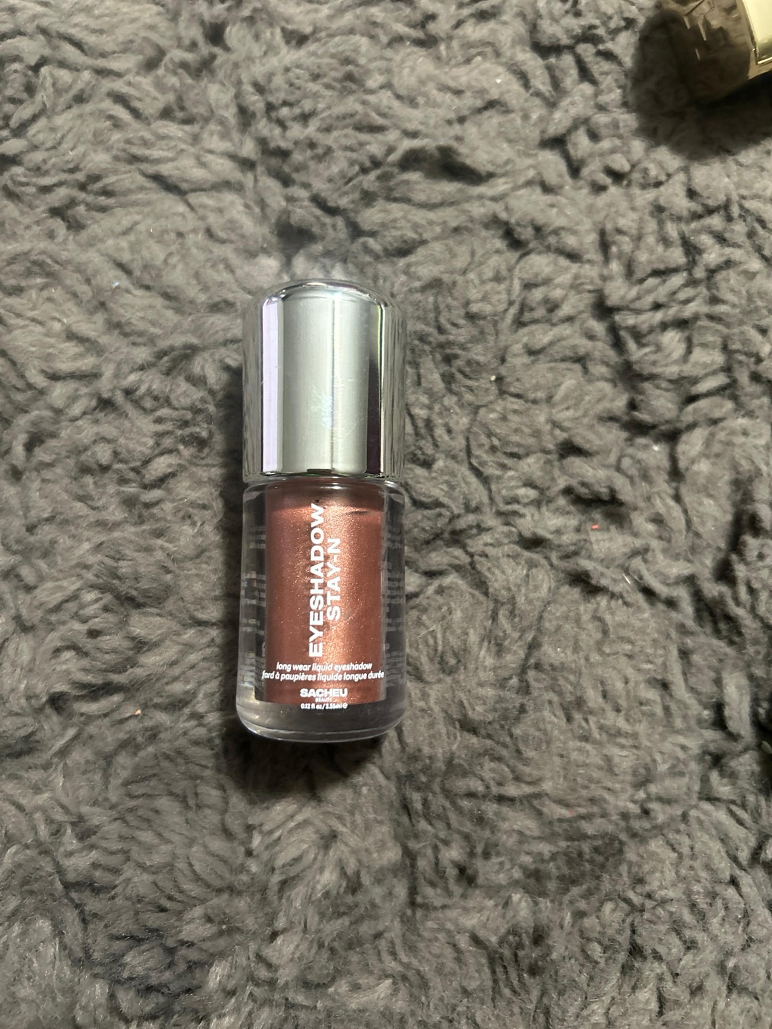 Sacheu eyeshadow stay N long wear liquid eyeshadow - 04 / shu- ggah