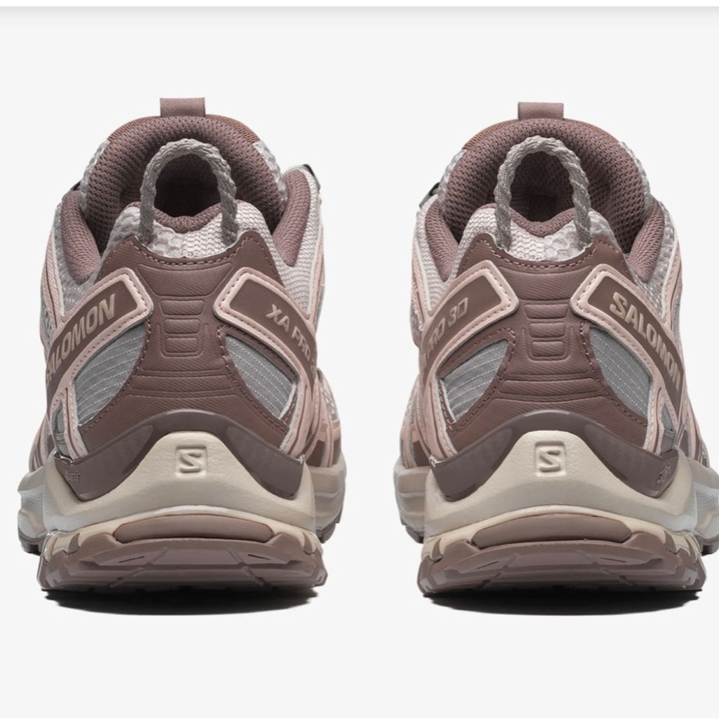 ☆Salomon☆ XA Pro 3D Seasonal Silver Cloud Iron Hushed Viol Solomon XA Pro 3D Seasonal Sneaker in Silver Cloud, Iron