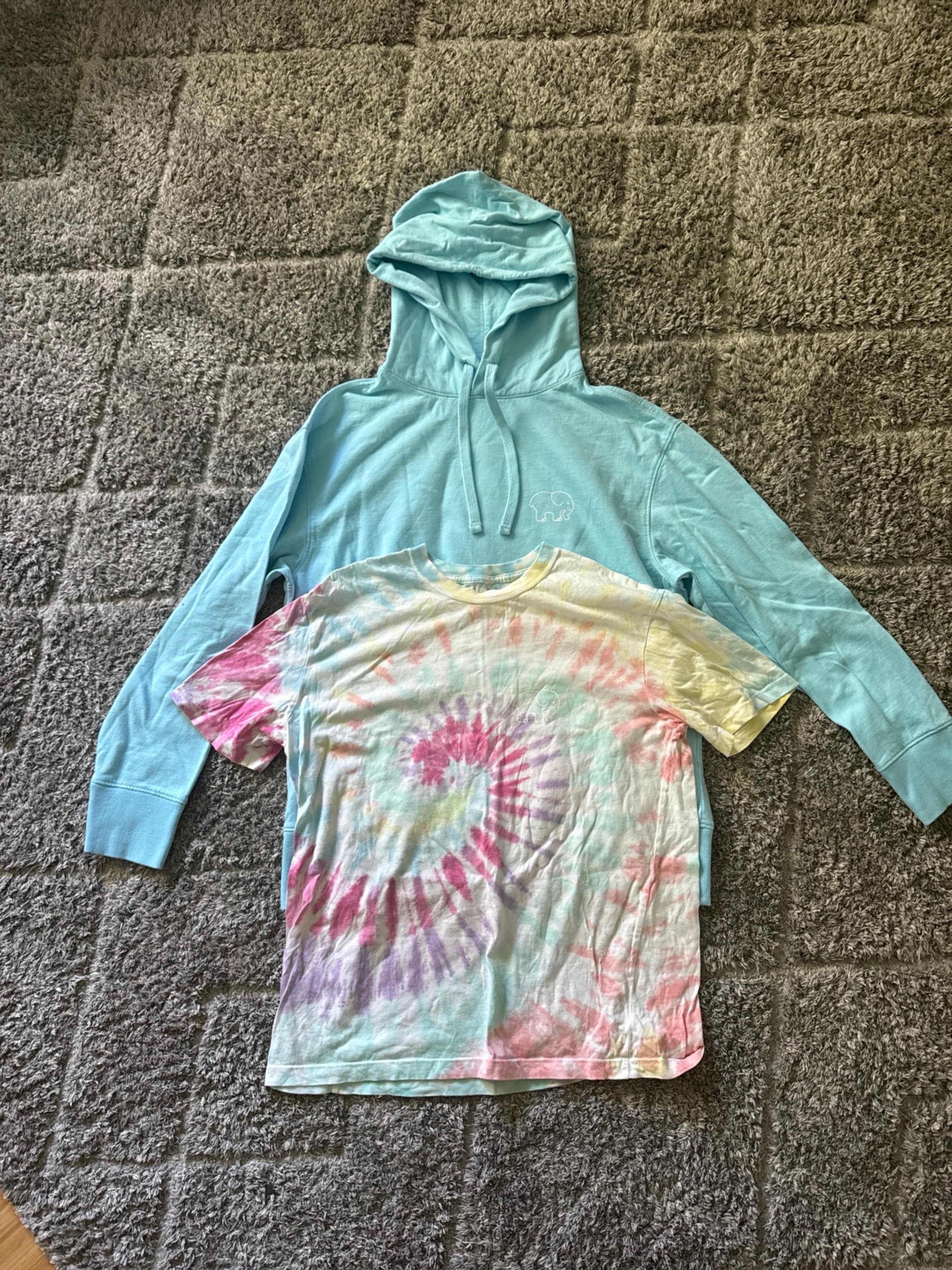 Ivory Ella sweatshirt, and T-shirt
