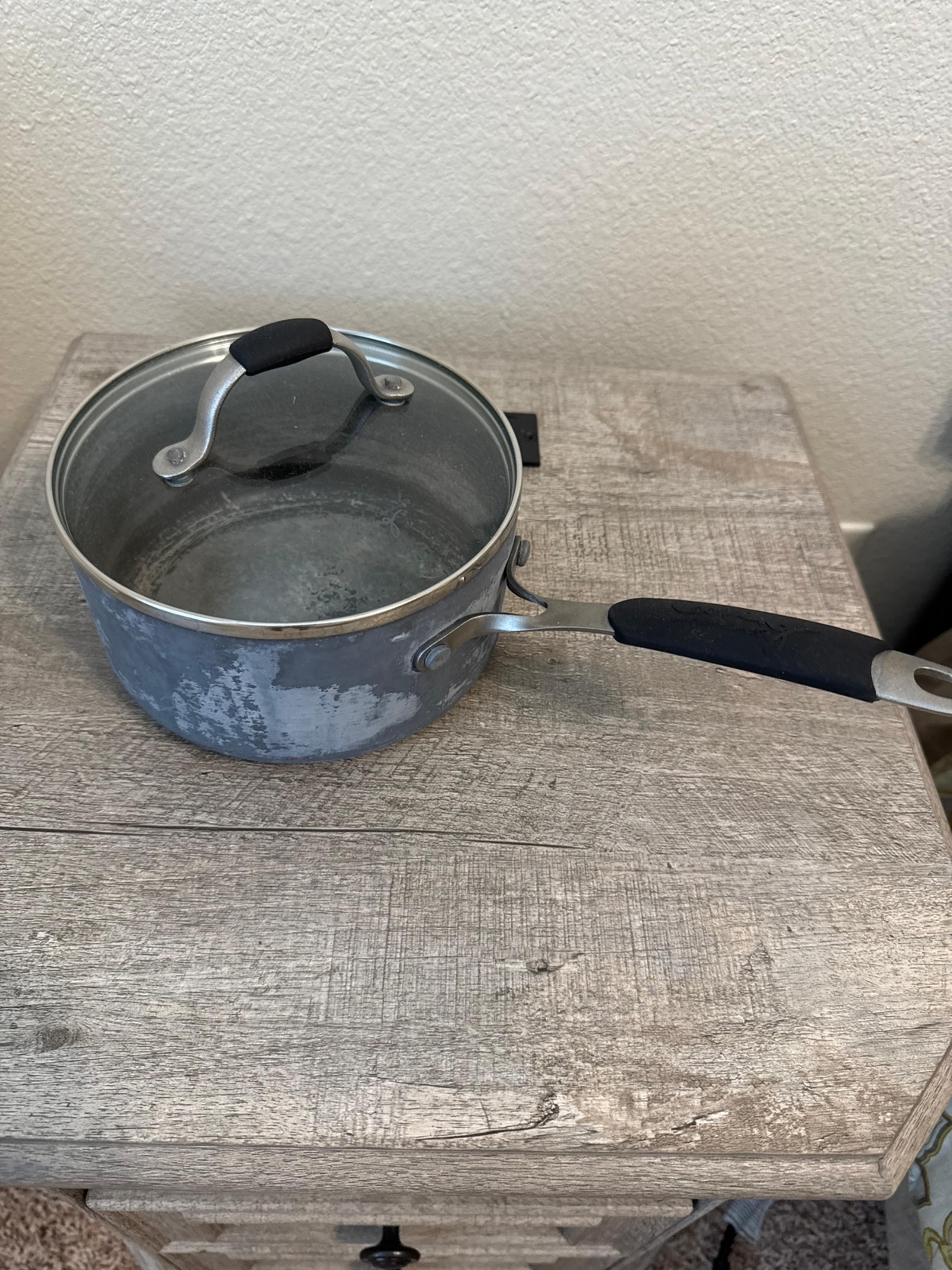 Sauce pot