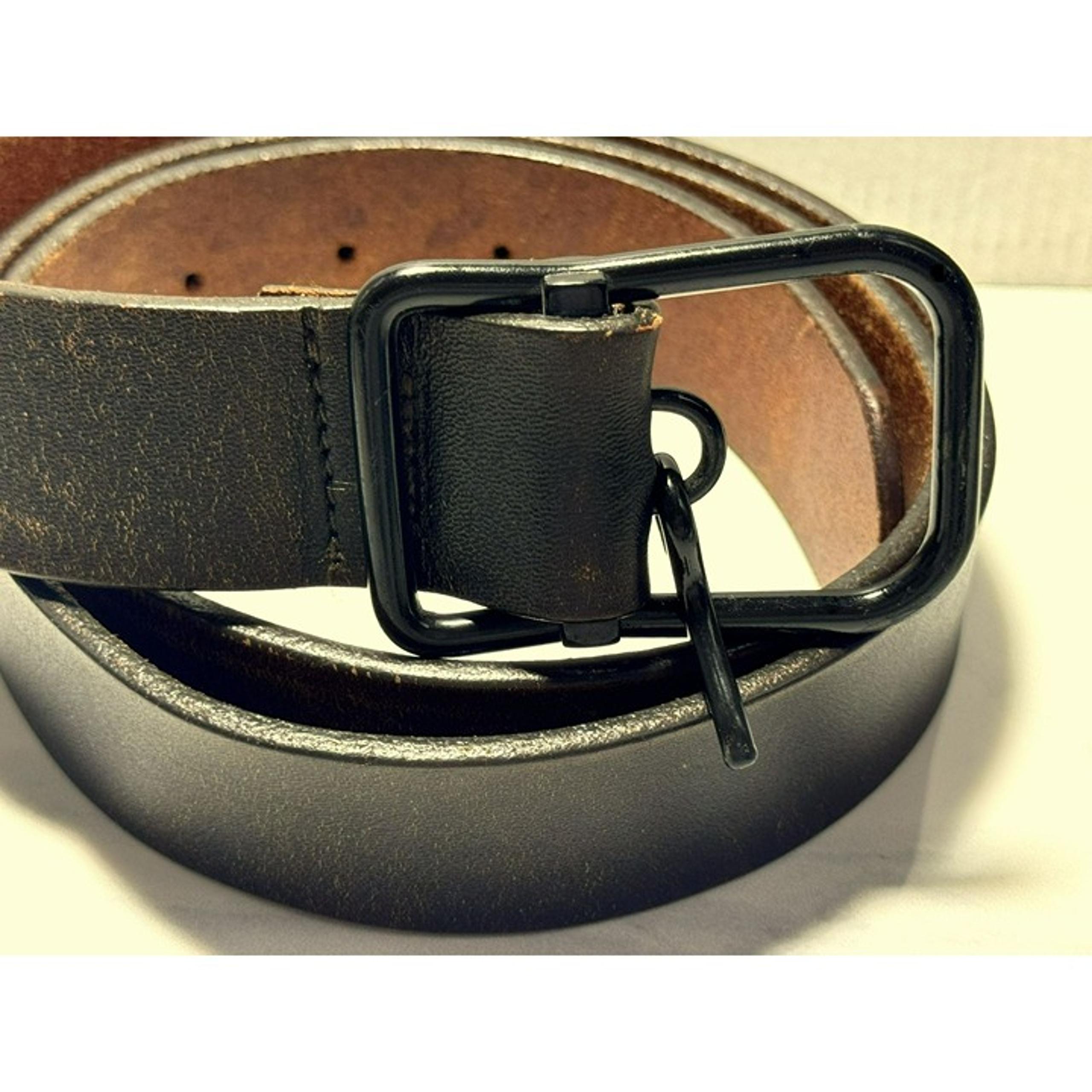 D&G Dolce & Gabbana Brown Classic Leather Black Metal Buckle Men's 36" Belt