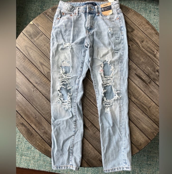 Aero Aeropostale jeans 00 new with tags boyfriend destroyed baggy straight leg