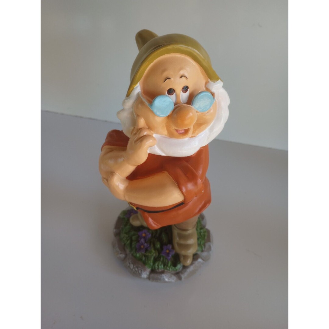 Doc Snow-white Garden Statue*Disney Statue