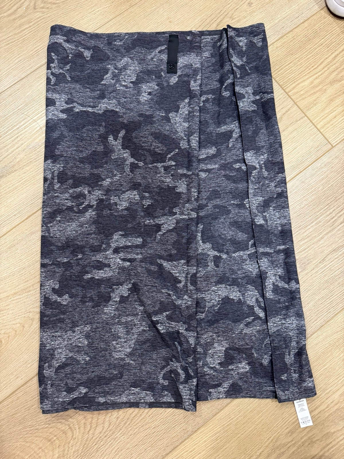 Lululemon vinyasa scarf