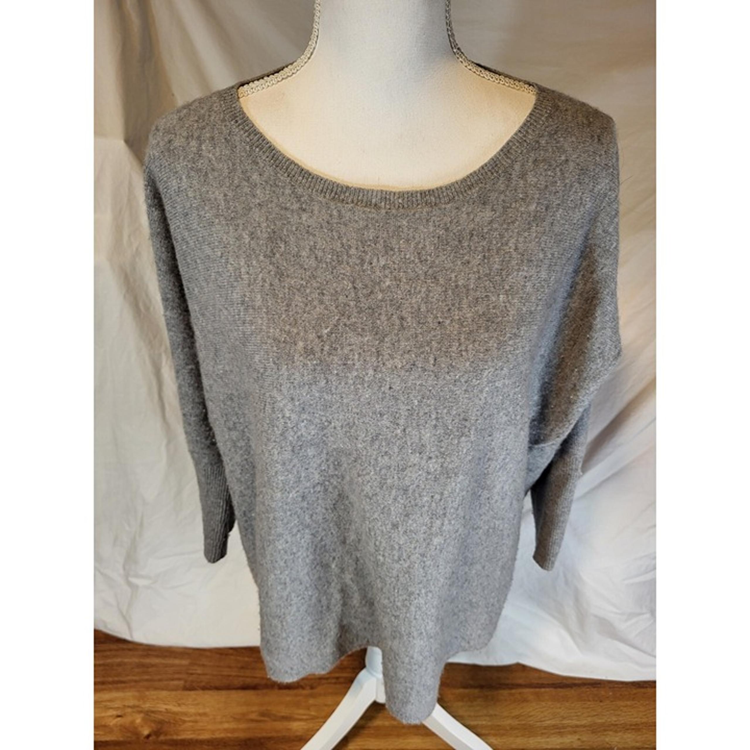 Garnet Hill Size M 3/4 Sleeve Gray Cashmere Sweater