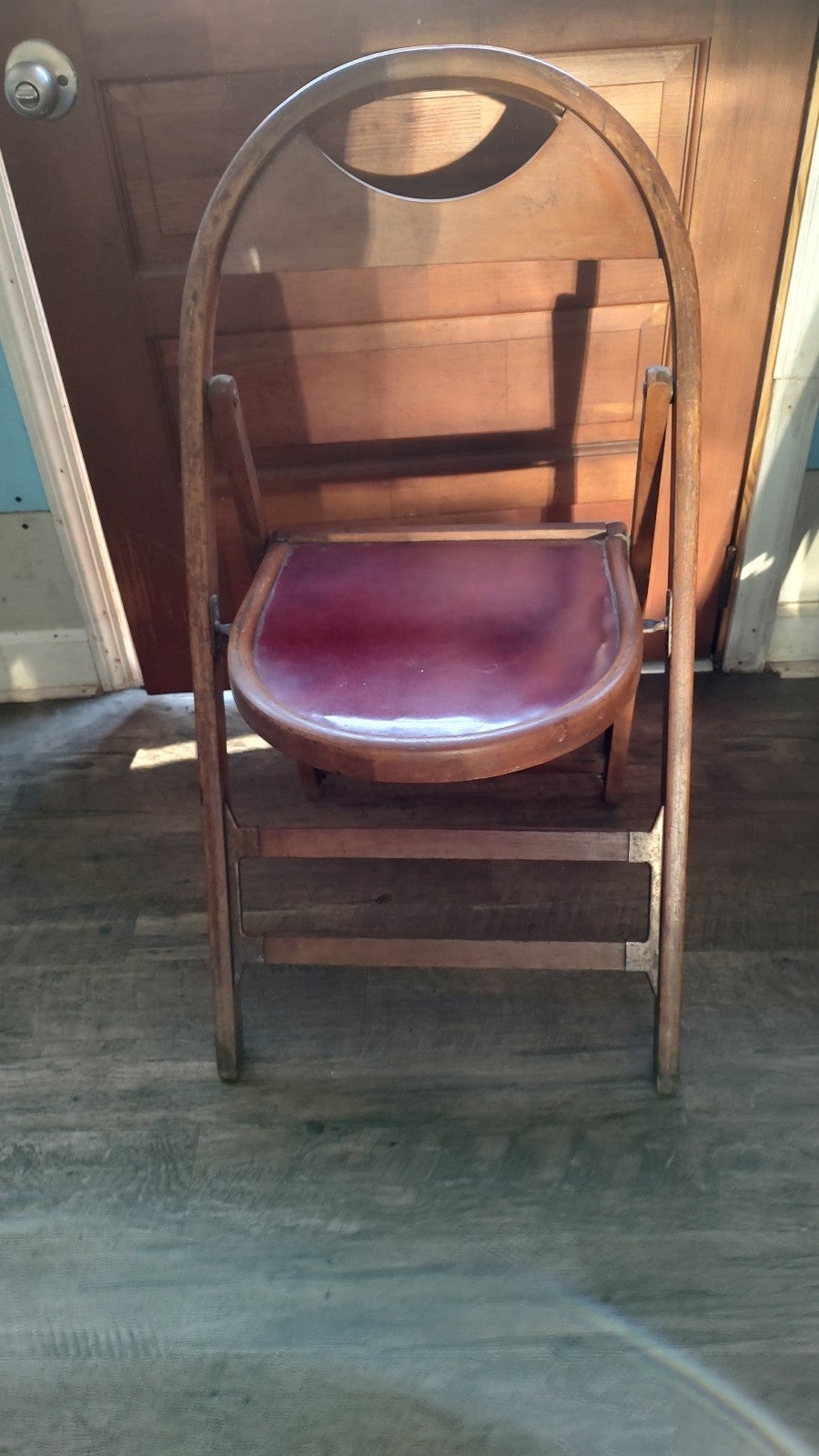 ANTIQUE ACME FOLDING CHAIR