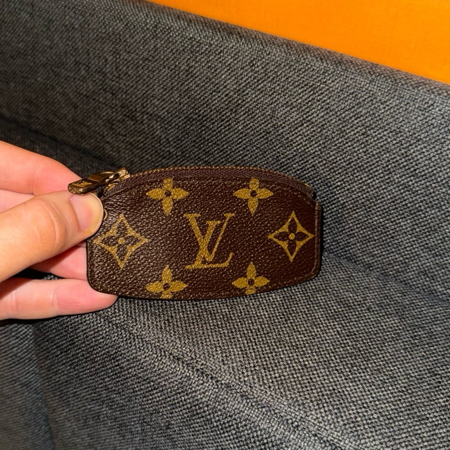 Louis Vuitton vintage key cles coin pouch