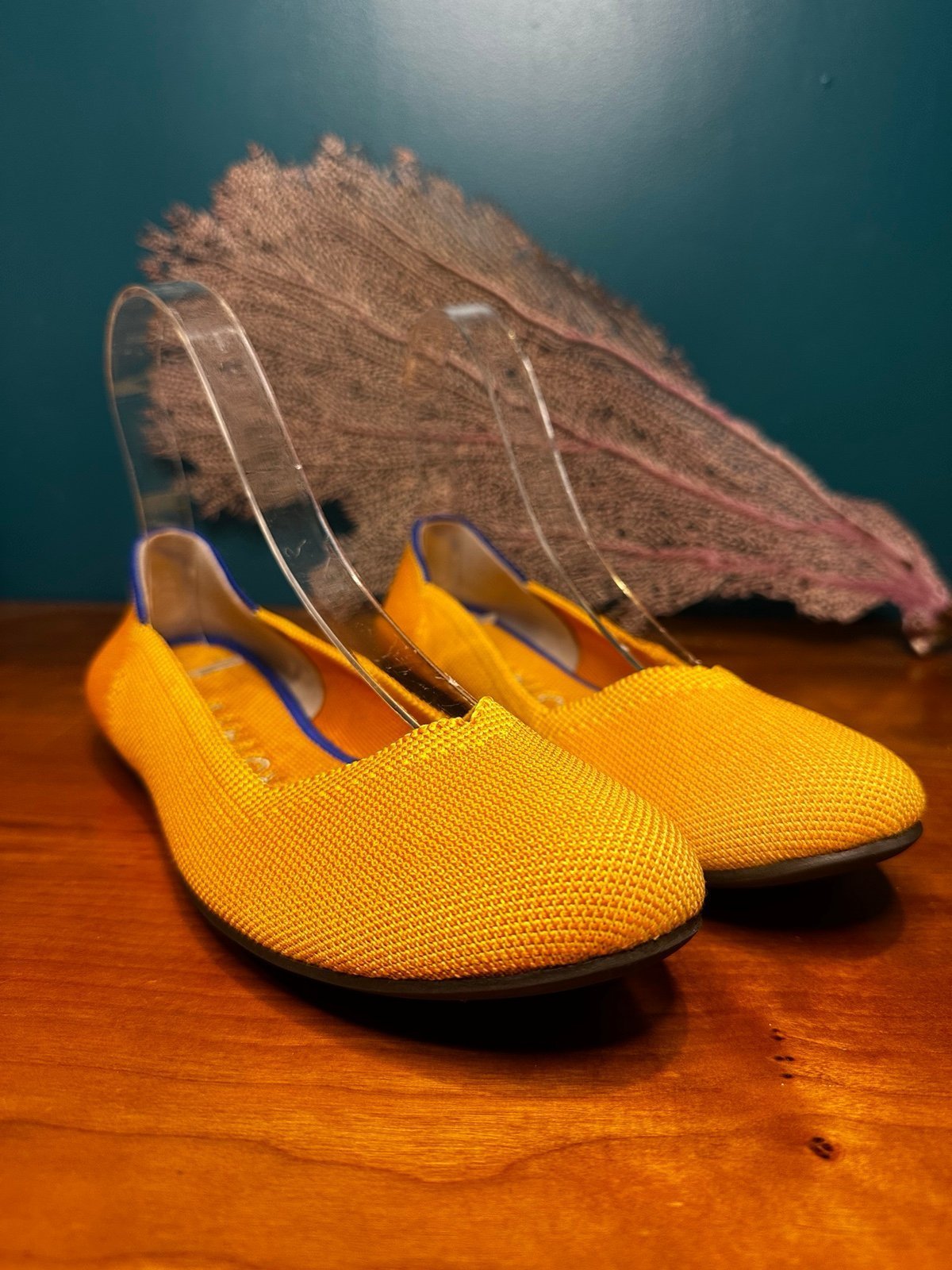 EUC Rothy's Yellow / Gold / Marigold / Lemon Drop Round Toe Flats