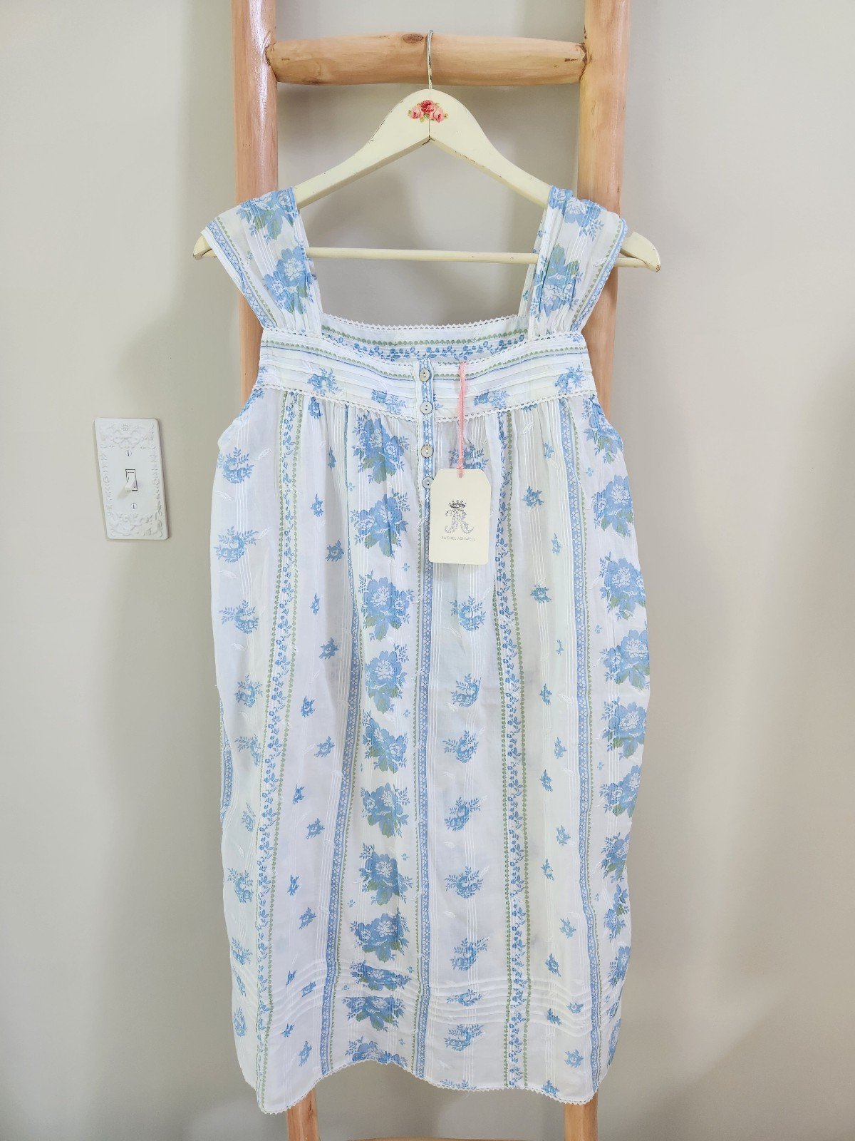 NWT RACHEL ASHWELL SMALL SHABBY CHIC FLORAL NIGHTGOWN