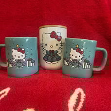 Hello Kitty Christmas Canister with 2 XL Coffee Mugs