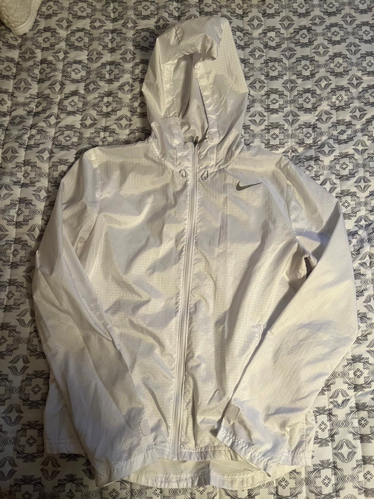 Womens white nike jacket