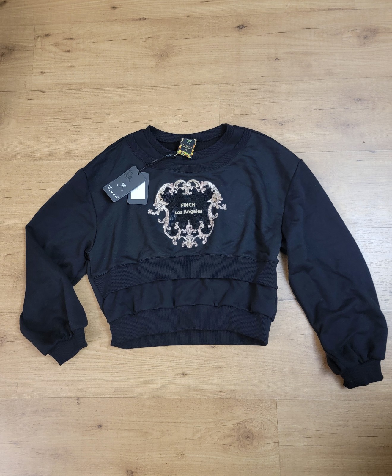 FINCH LA Cropped Sweatshirt & Sweatpants