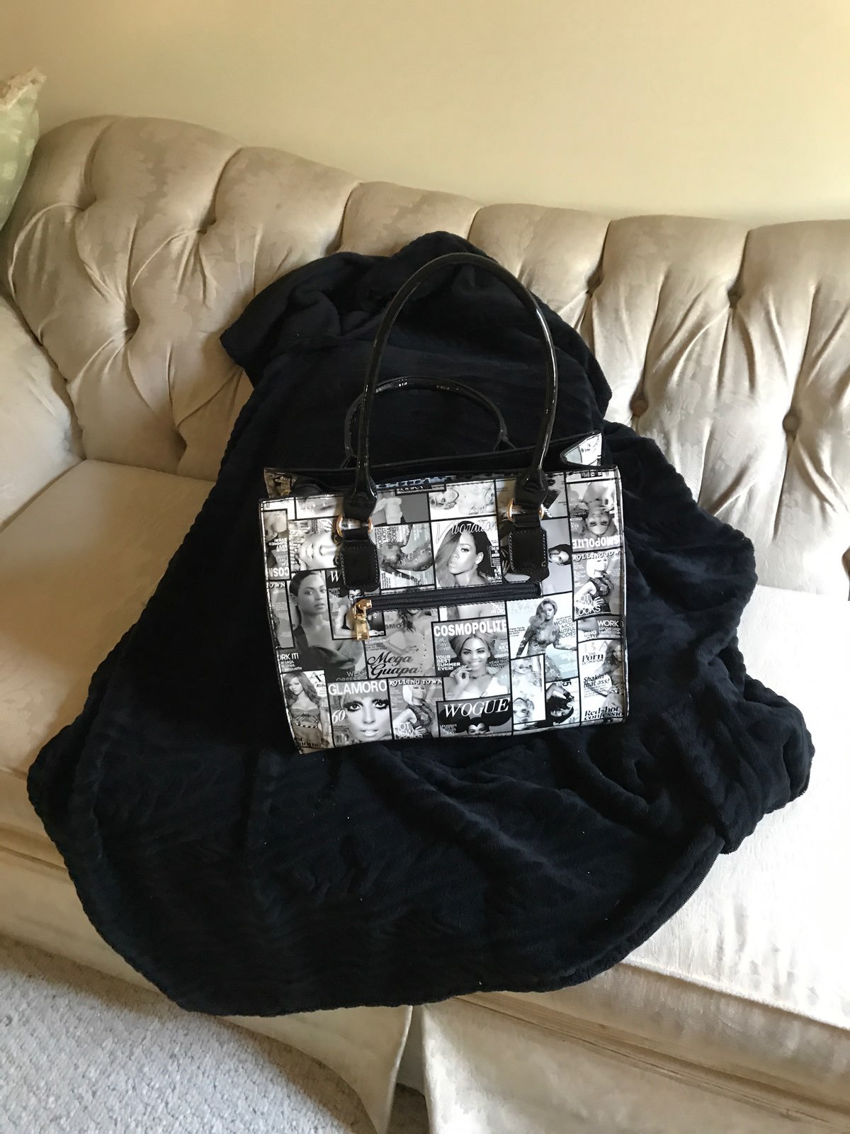 purses and handbags