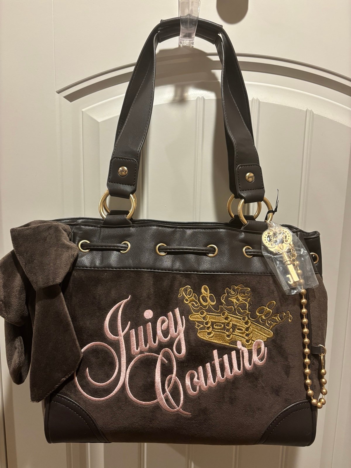 Juicy Couture The Key to Juicy Tote Daydreamer Purse Chocolate Brown