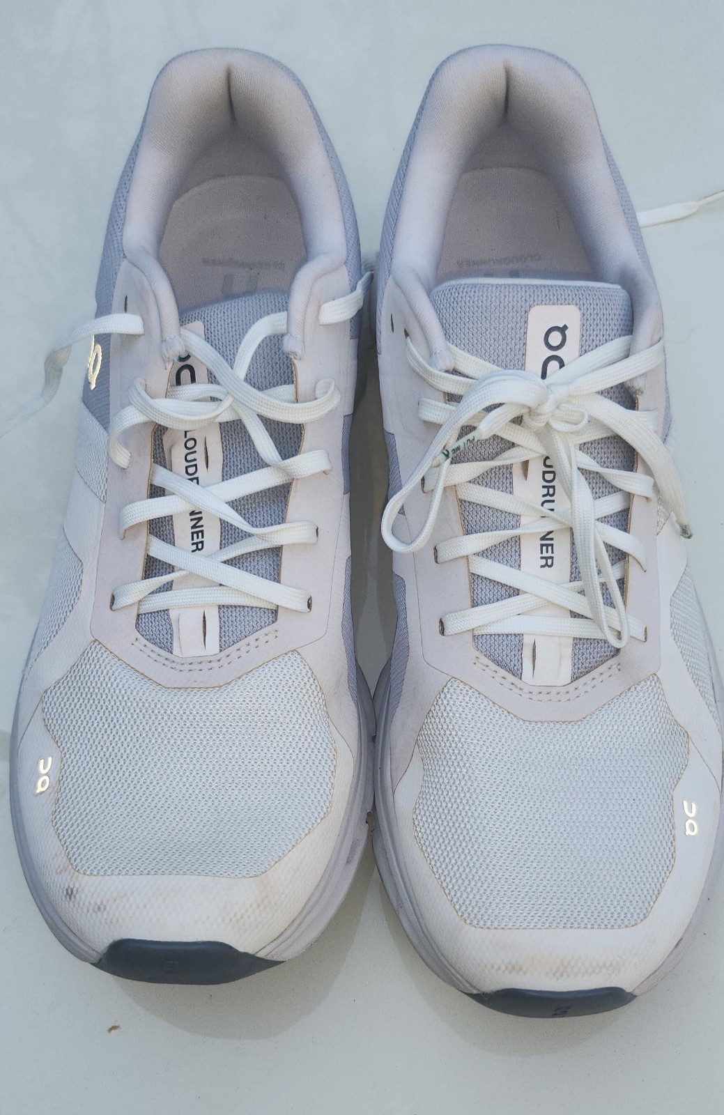 10.5 women's On Running | CloudRunner | Women's | White/Frost