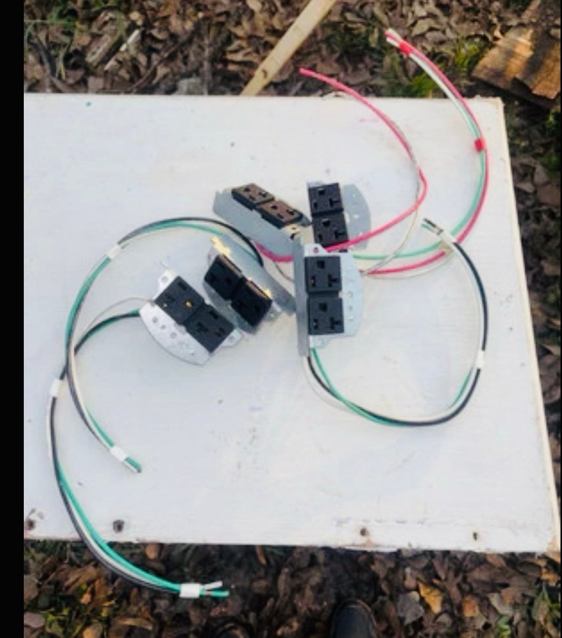 5 Wire Mold Replacement Floor Receptacles