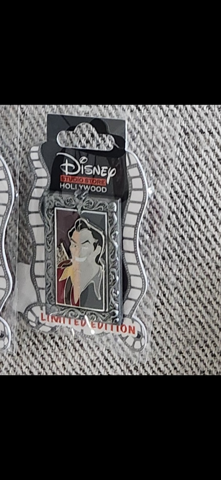 Disney d23 dssh gaston beauty and the beast villians pin