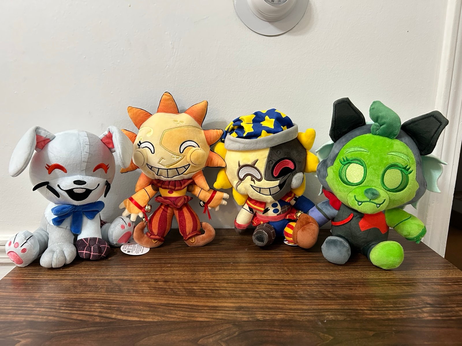 Youtooz FNAF Plushie Lot