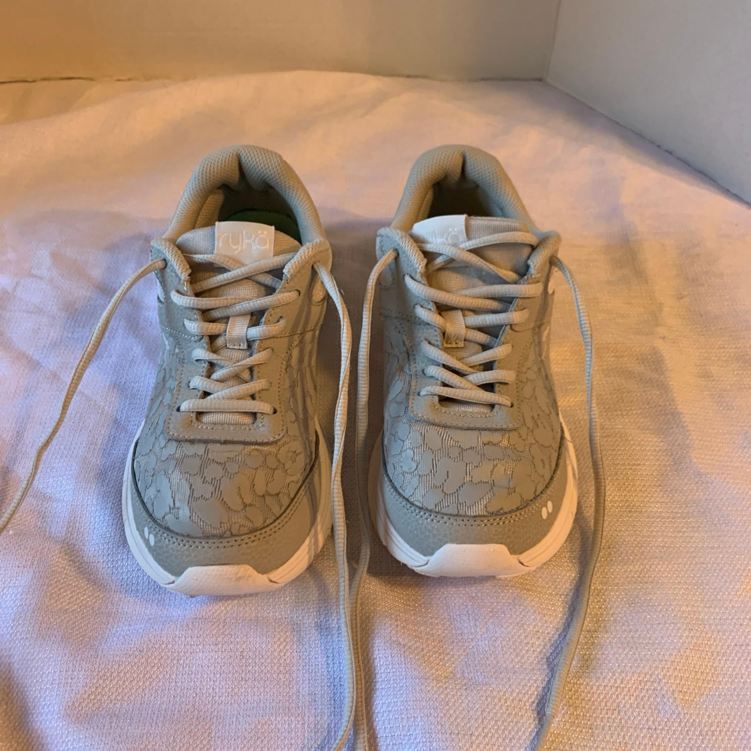 Ryka Rae 3 sneakers women’s gray size 8.5 running  lightweight