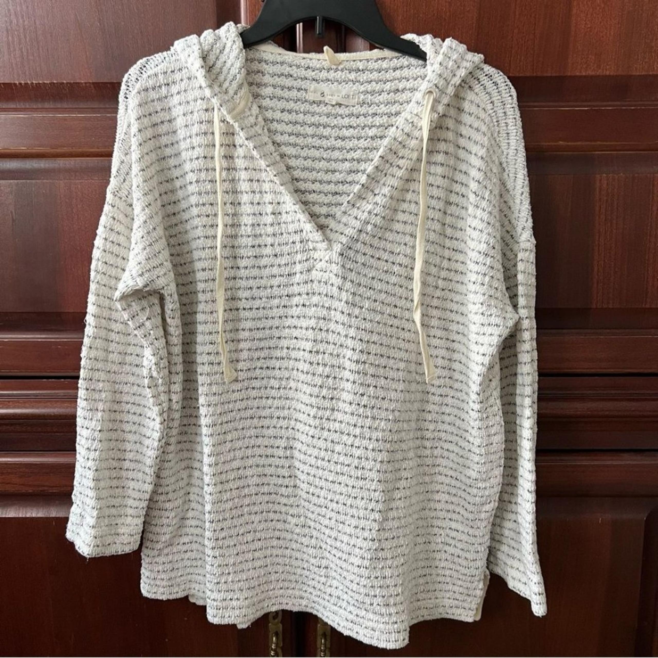 Lou & Grey for LOFT Off-White & Gray V-Neck 3/4 Sleeve Hoodie Sweater M NWOT