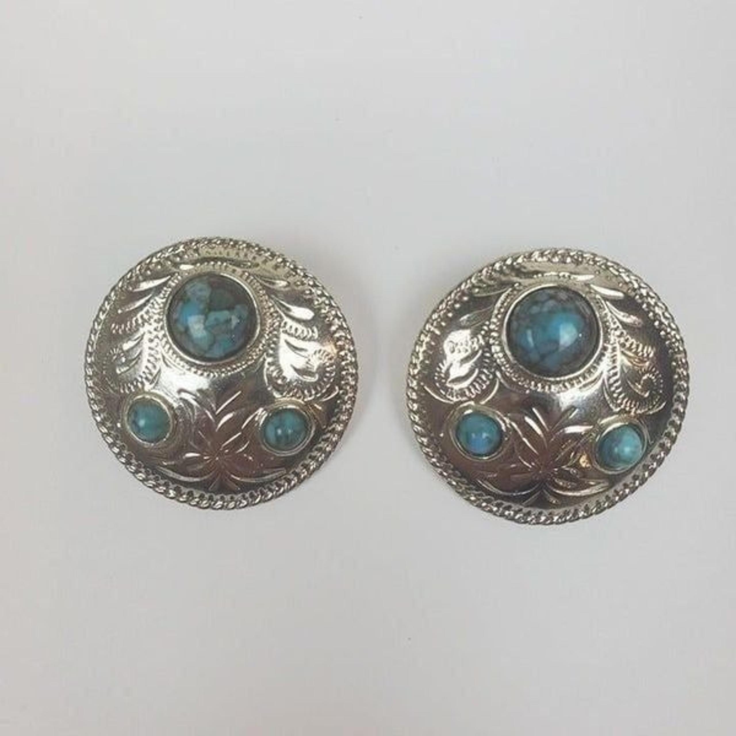 Vintage Faux Turquoise Silver Tone Round Concho Etched Pierced Post Earrings