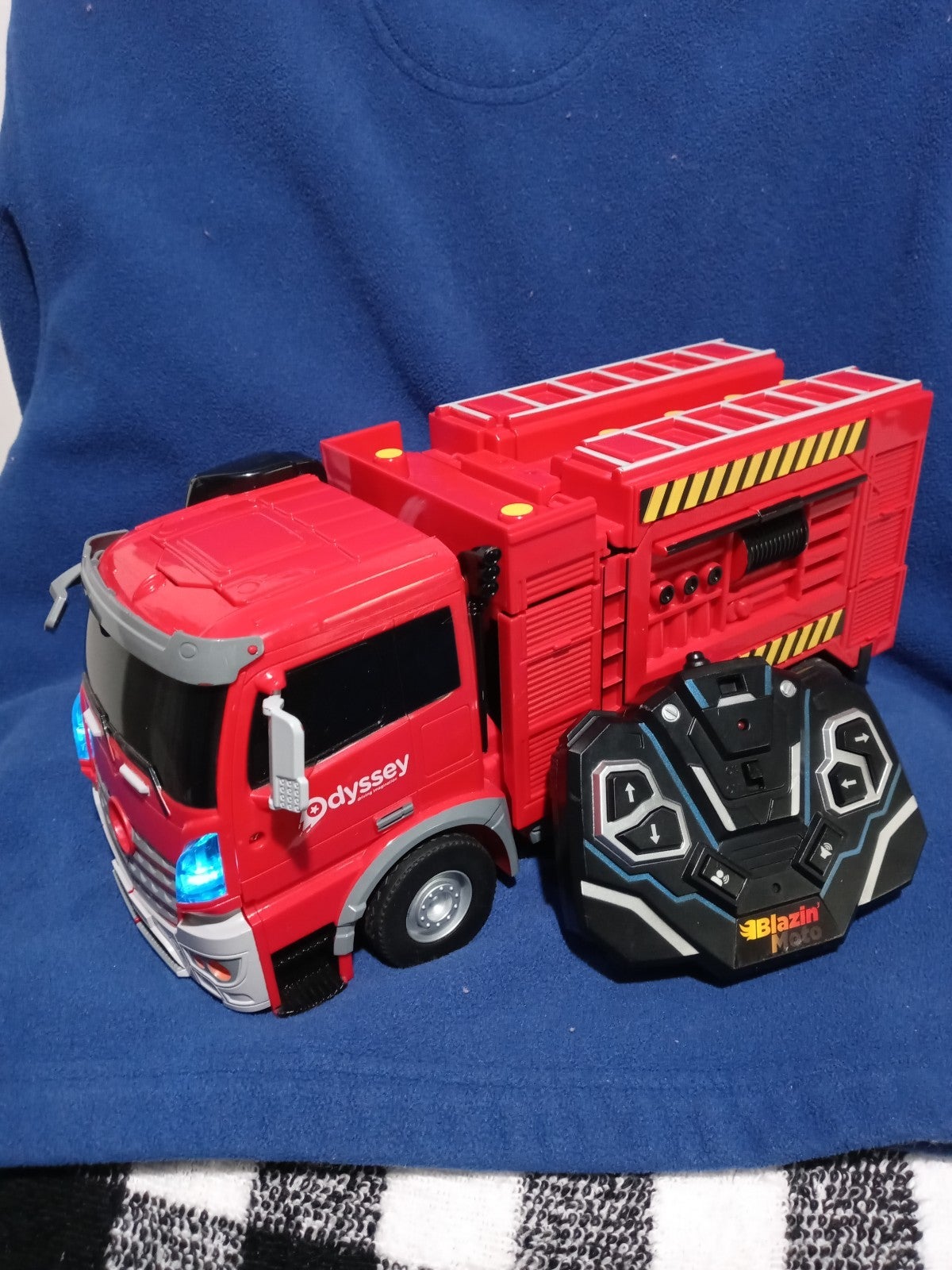 BLAZIN MOTO TRANFORMING FIRE TRUCK