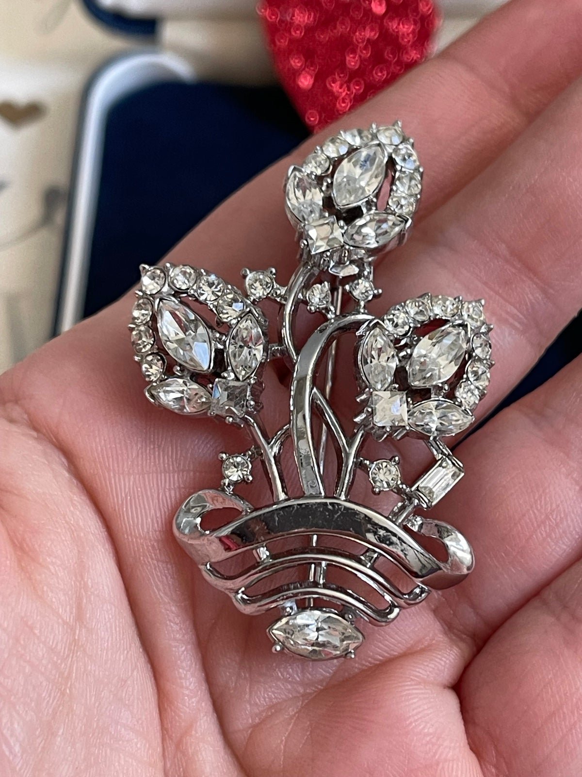 Trifari brooch Flower Vintage Antique 1953 red Rhinestones Des170209 Rare signet