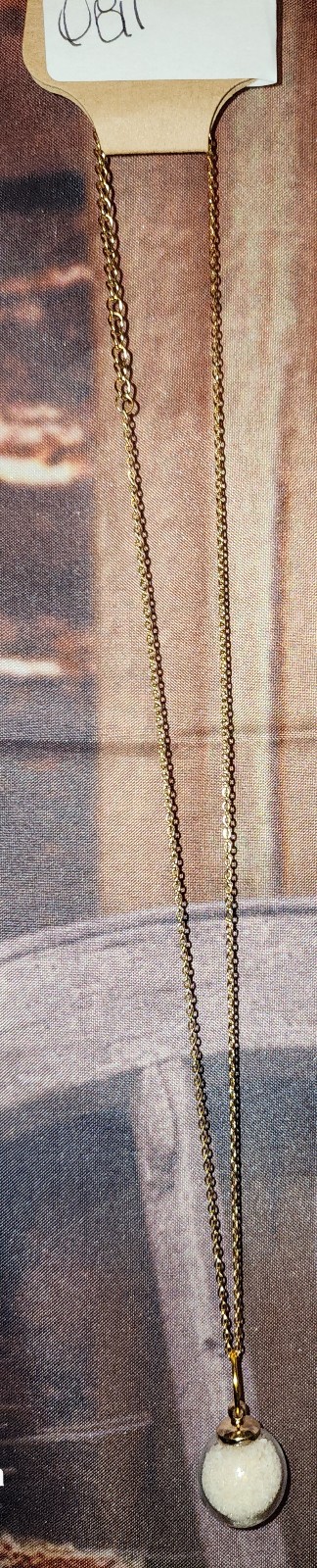 Necklace, bracelet & earrings