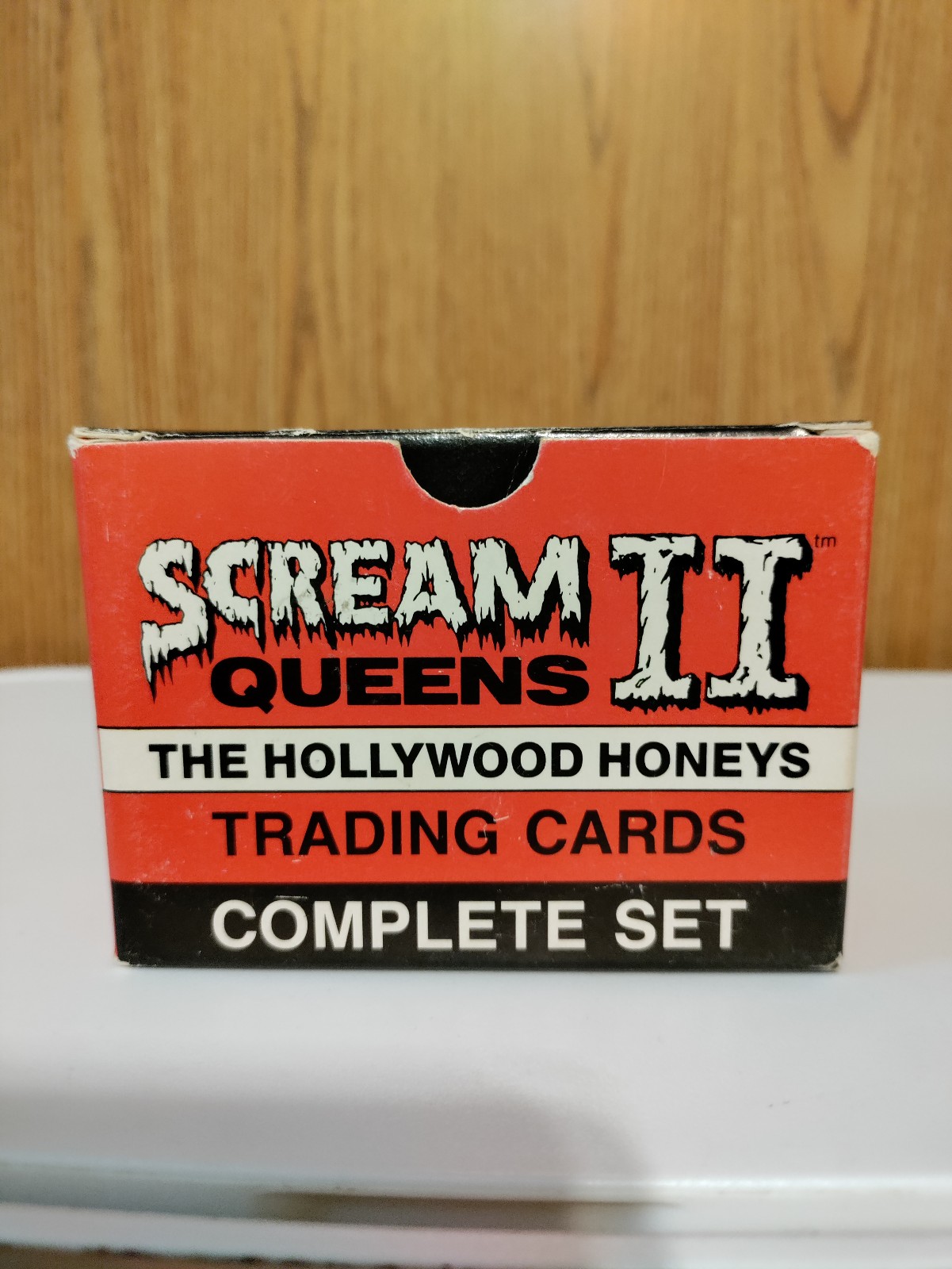 SCREAM QUEEN 2 autograph card set