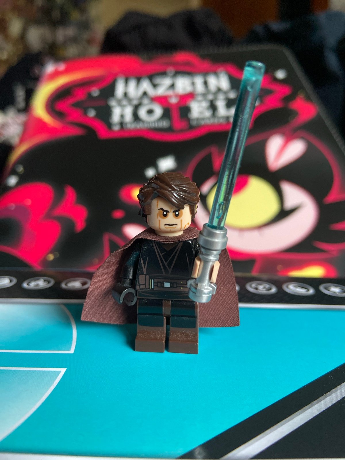 LEGO Star Wars ANAKIN SKYWALKER Sith Face With Cape sw0419 minifigure 9526