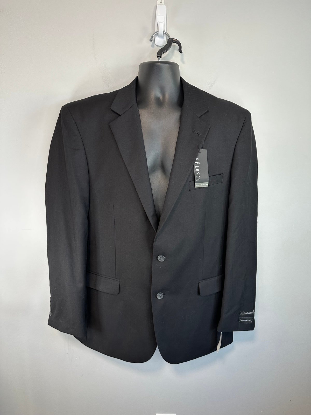 NWT VanHeusen Classic Fit Suit Jacket Blazer Sport Coat Black Size 44 Long