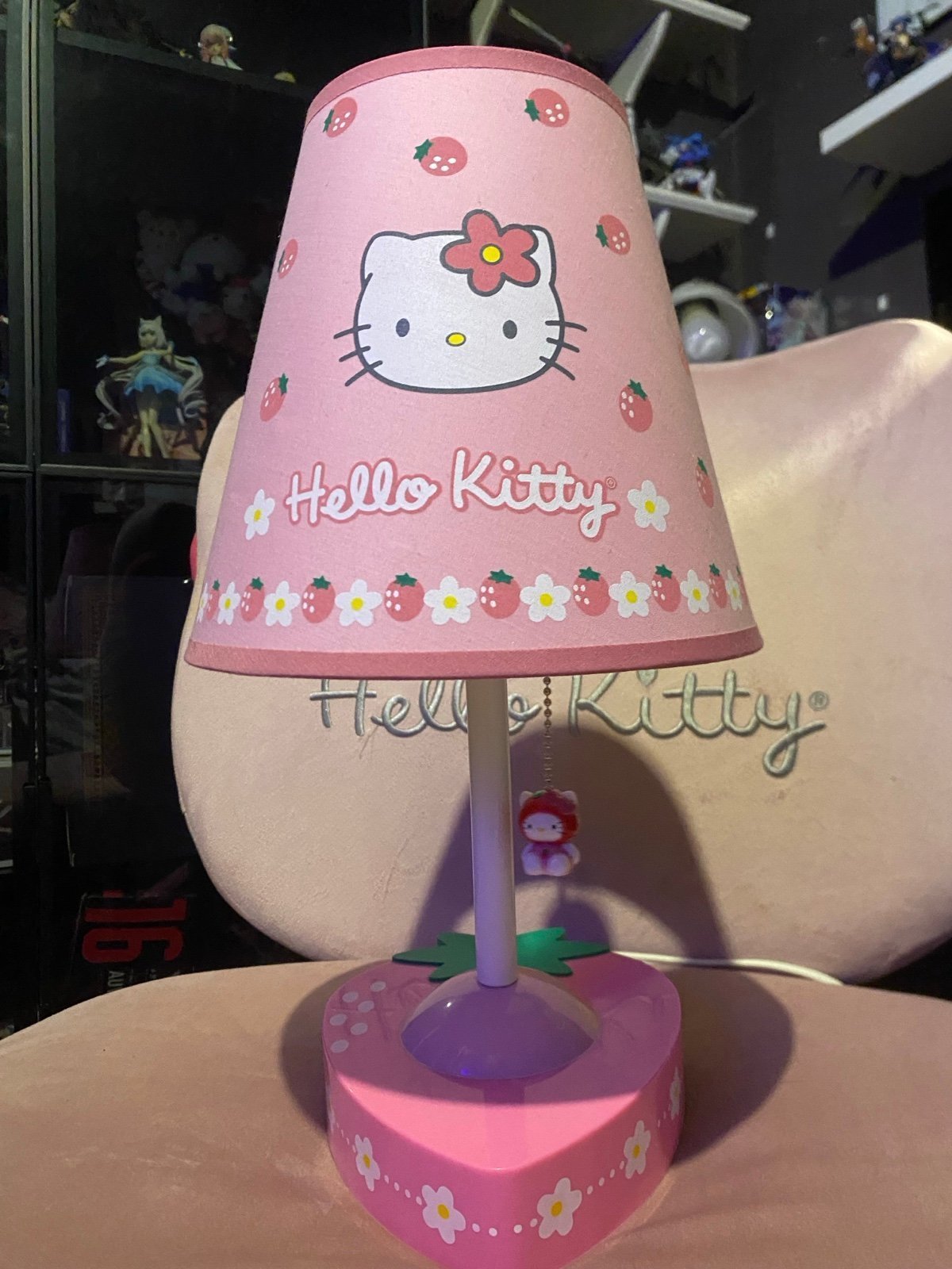 Sanrio strawberry lamp