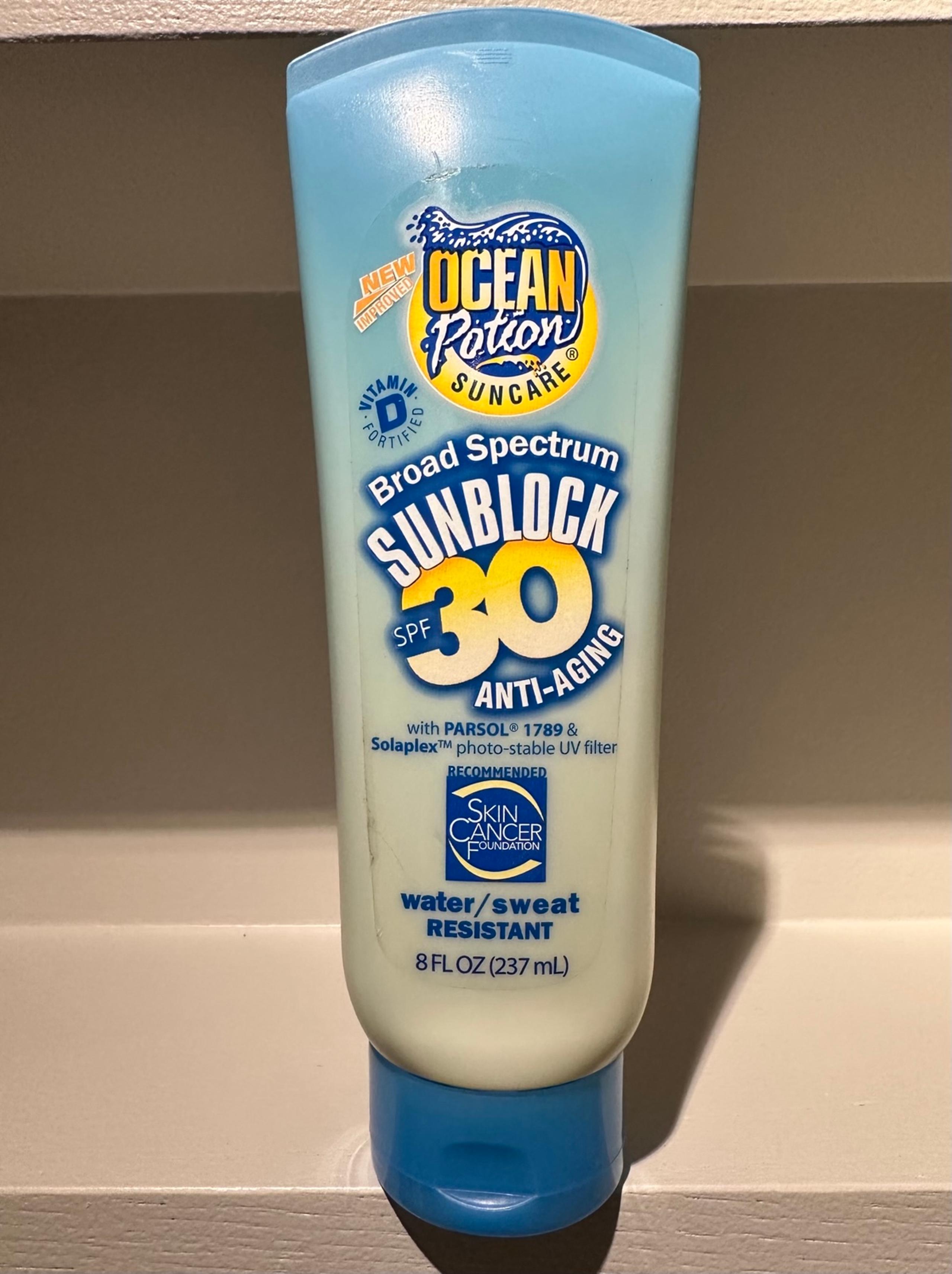 Ocean Potion Broad Spectrum Sunblock SPF 30 Anti-Aging Vitamin D Fortified 8oz
