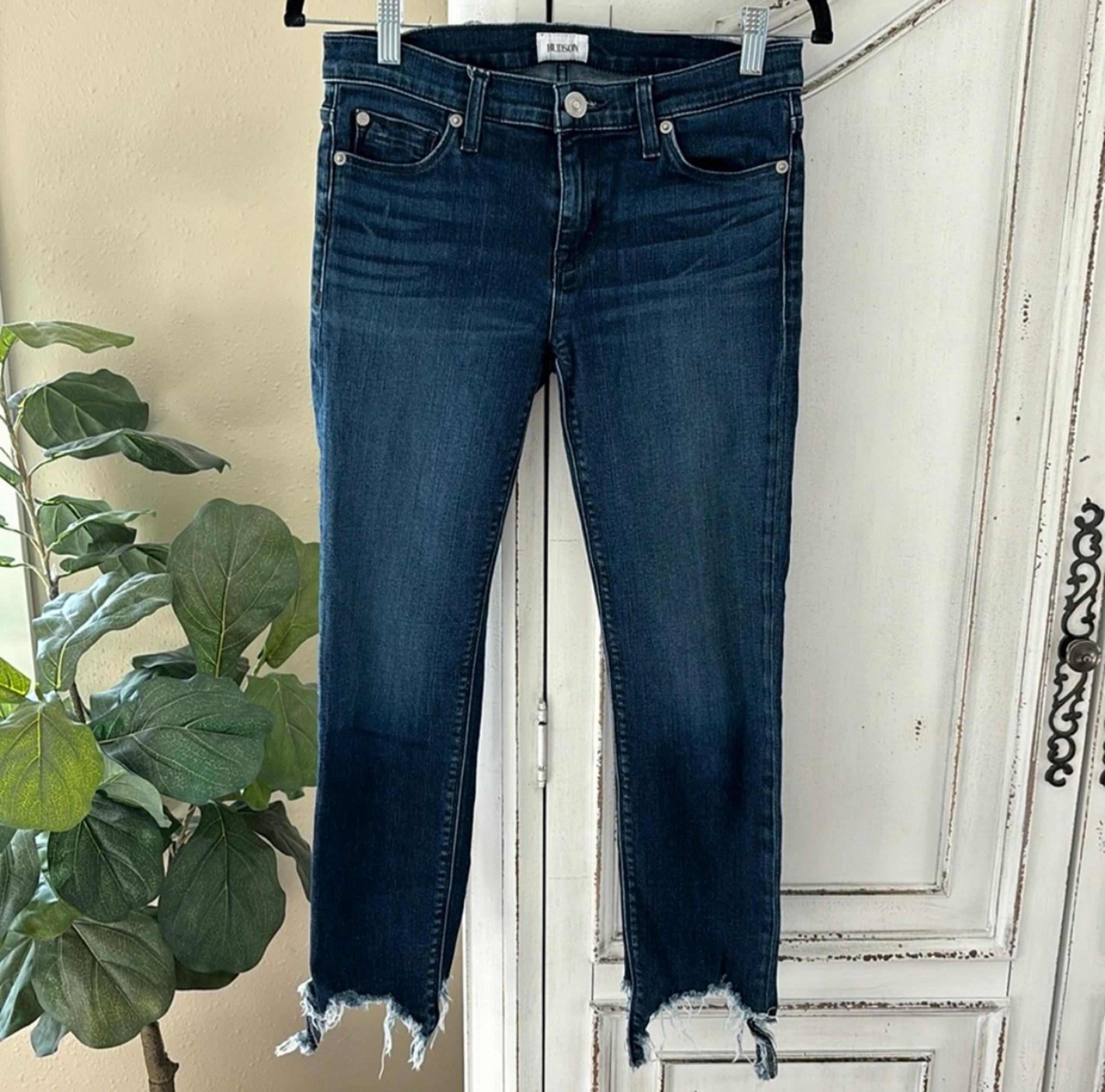 HUDSON Colette Midrise Skinny Crop Jeans Womens Size 26 Raw Hem