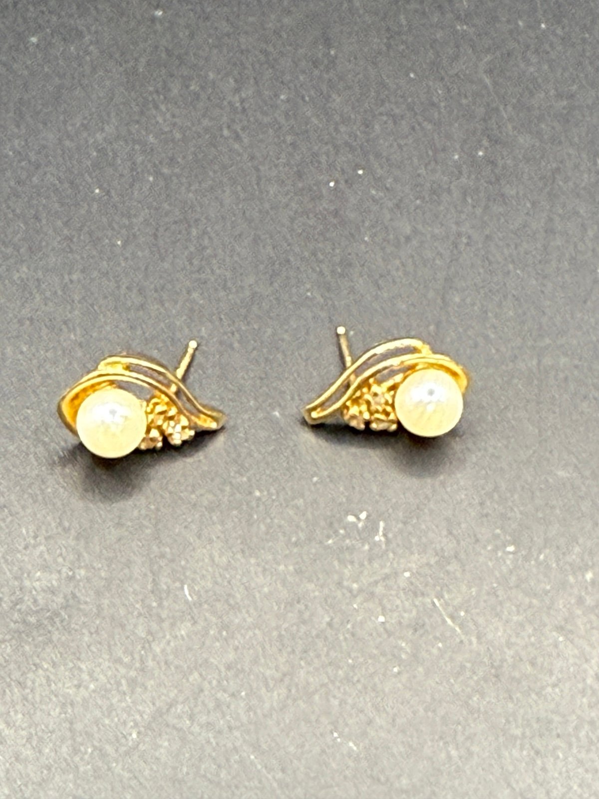 Earrings studs natural pearl and diamonds 14k signed A.T.L 020622aA@@