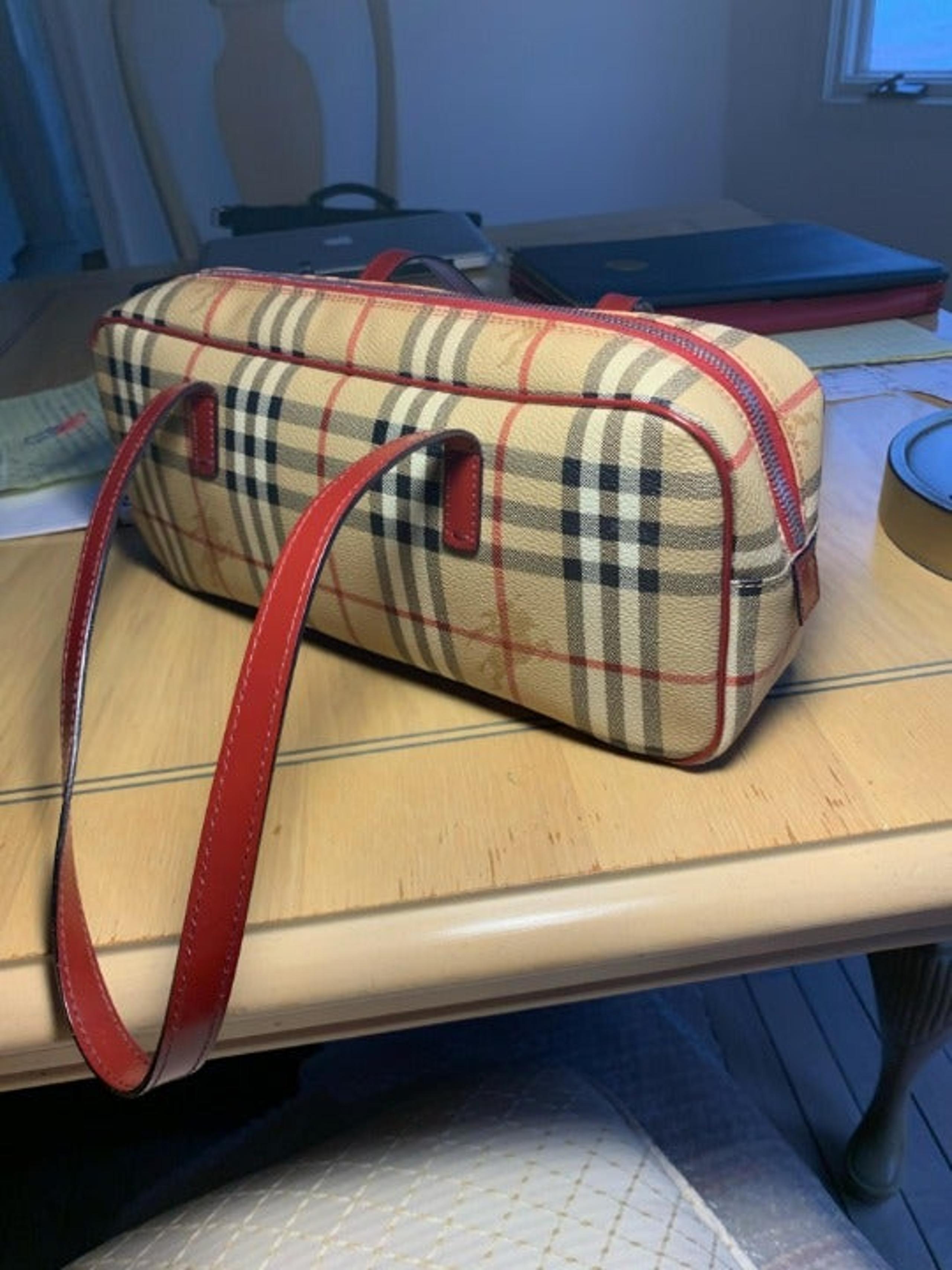 Burberry pocketbook