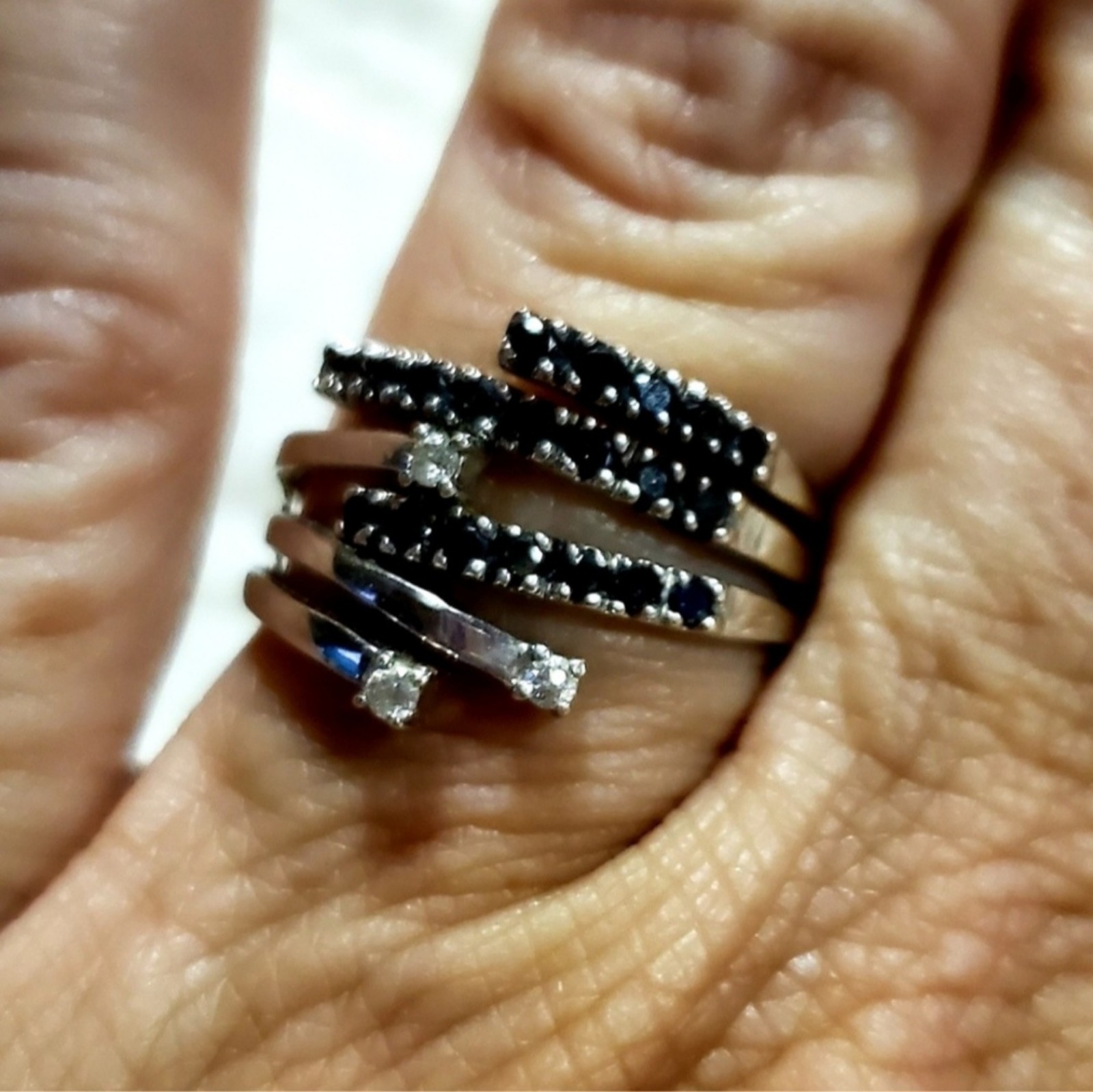Ladies ring